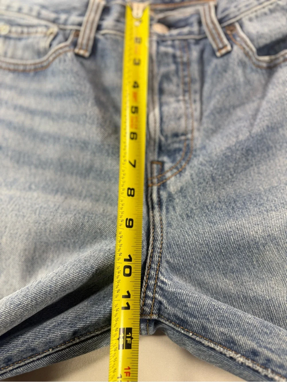 Levi's Wedgie Straight Leg Jeans | 29 High Rise | Raw Hem | 100% Cotton